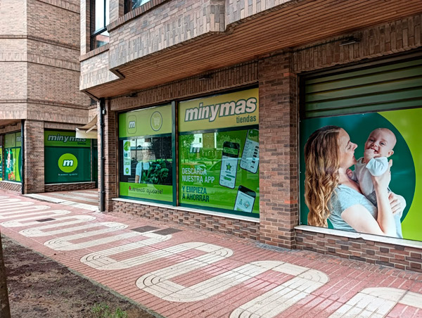 Hijos de Luis Rodrguez, S.A., abre su sptima tienda minymas en Gijn