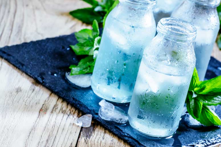 Beneficios de beber agua mineral para el organismo