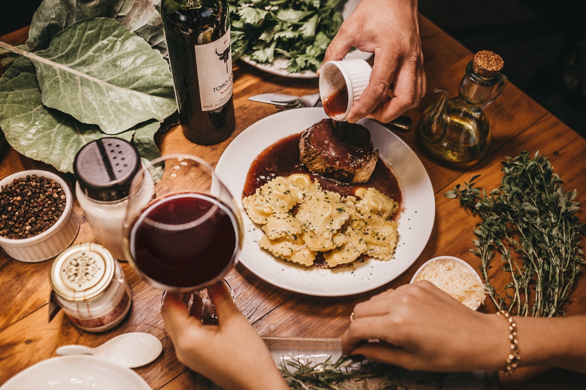 vino tinto y gastronomia